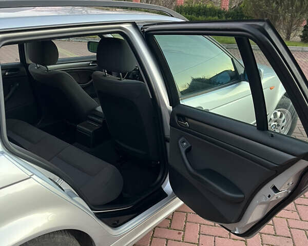 Сірий БМВ 3 Серія, об'ємом двигуна 1.8 л та пробігом 196 тис. км за 3900 $, фото 21 на Automoto.ua