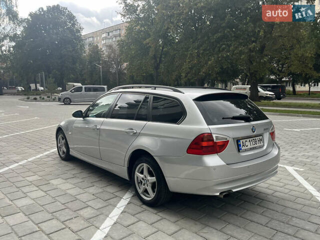 Серый БМВ 3 Серия, объемом двигателя 2 л и пробегом 297 тыс. км за 5499 $, фото 1 на Automoto.ua