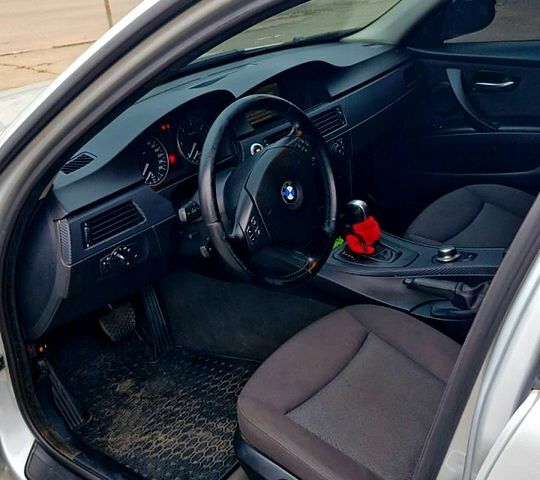 Сірий БМВ 3 Серія, об'ємом двигуна 2 л та пробігом 250 тис. км за 7700 $, фото 4 на Automoto.ua