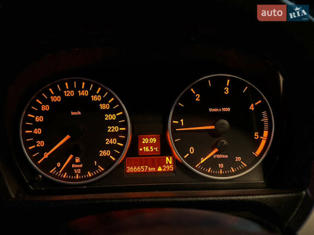 Серый БМВ 3 Серия, объемом двигателя 2 л и пробегом 366 тыс. км за 7455 $, фото 6 на Automoto.ua