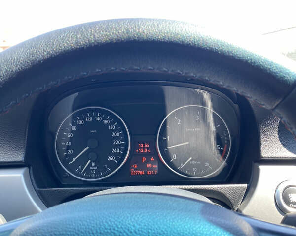 Серый БМВ 3 Серия, объемом двигателя 3 л и пробегом 278 тыс. км за 10800 $, фото 16 на Automoto.ua