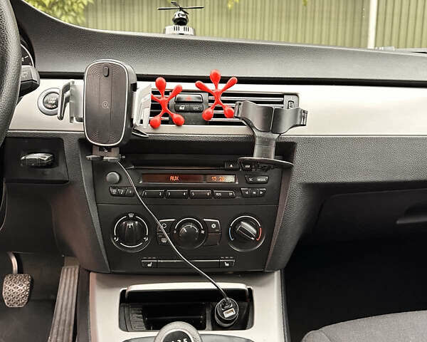 Сірий БМВ 3 Серія, об'ємом двигуна 2 л та пробігом 270 тис. км за 6000 $, фото 11 на Automoto.ua