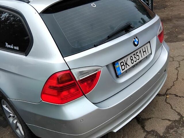 Сірий БМВ 3 Серія, об'ємом двигуна 2 л та пробігом 310 тис. км за 5000 $, фото 4 на Automoto.ua