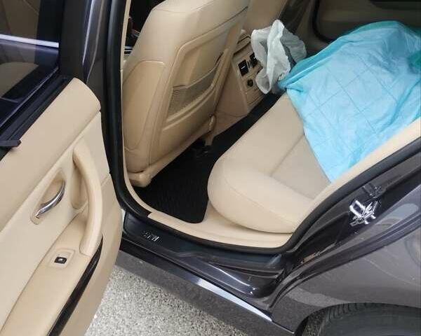 БМВ 3 Серия 2006 в Броварах на Automoto.ua Серый БМВ 3 Серия, объемом двигателя 3 л и пробегом 327 тыс. км за 8590 $, фото 24 на Automoto.ua