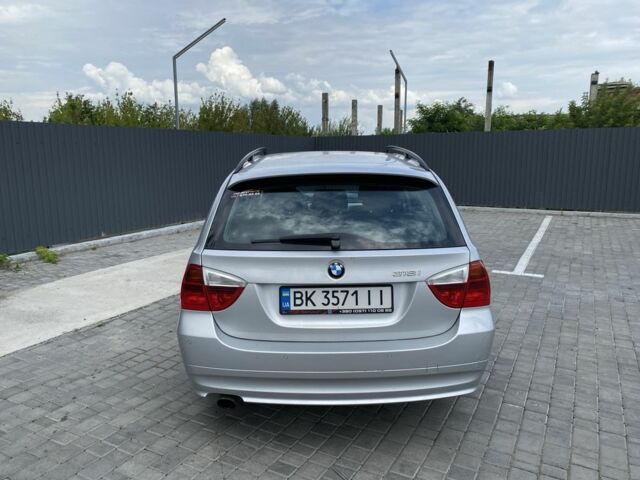 Серый БМВ 3 Серия, объемом двигателя 2 л и пробегом 208 тыс. км за 5500 $, фото 3 на Automoto.ua