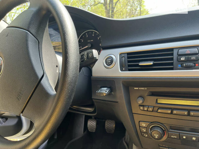 Серый БМВ 3 Серия, объемом двигателя 2 л и пробегом 295 тыс. км за 7300 $, фото 18 на Automoto.ua