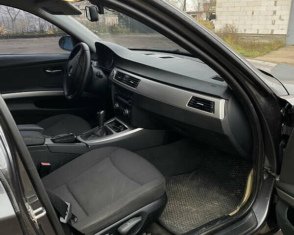 Сірий БМВ 3 Серія, об'ємом двигуна 2 л та пробігом 275 тис. км за 6200 $, фото 7 на Automoto.ua