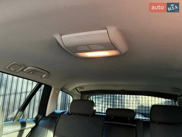 Серый БМВ 3 Серия, объемом двигателя 2 л и пробегом 415 тыс. км за 7200 $, фото 35 на Automoto.ua