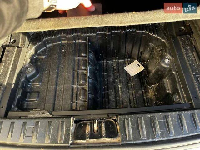 Серый БМВ 3 Серия, объемом двигателя 2 л и пробегом 415 тыс. км за 7200 $, фото 38 на Automoto.ua