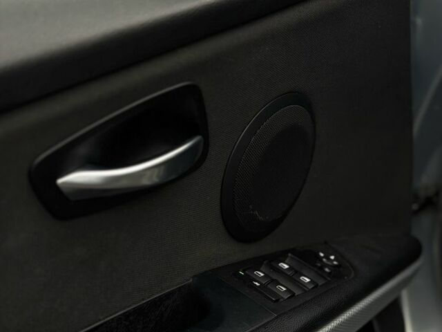 Сірий БМВ 3 Серія, об'ємом двигуна 2 л та пробігом 395 тис. км за 7300 $, фото 16 на Automoto.ua