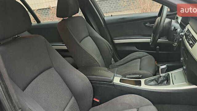 Серый БМВ 3 Серия, объемом двигателя 2 л и пробегом 511 тыс. км за 5900 $, фото 15 на Automoto.ua