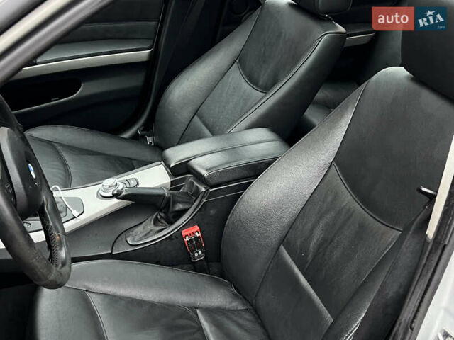 Сірий БМВ 3 Серія, об'ємом двигуна 2 л та пробігом 300 тис. км за 5800 $, фото 19 на Automoto.ua