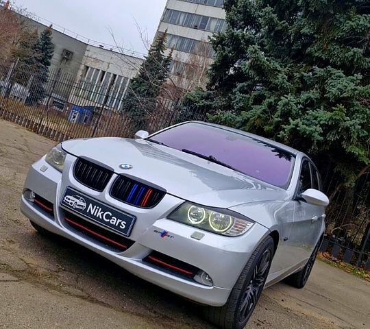 Сірий БМВ 3 Серія, об'ємом двигуна 2 л та пробігом 250 тис. км за 7700 $, фото 5 на Automoto.ua