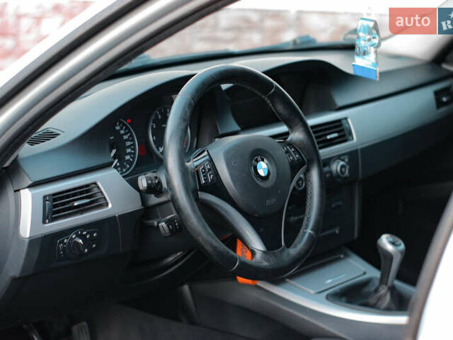 Сірий БМВ 3 Серія, об'ємом двигуна 2 л та пробігом 280 тис. км за 6250 $, фото 7 на Automoto.ua