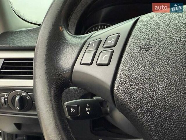 Сірий БМВ 3 Серія, об'ємом двигуна 2 л та пробігом 326 тис. км за 6990 $, фото 17 на Automoto.ua