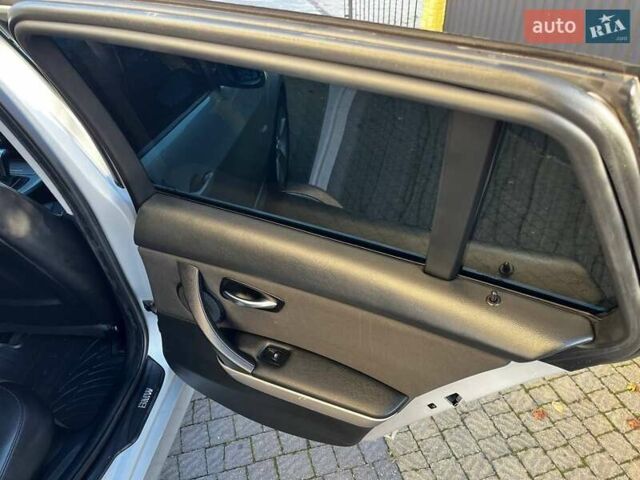 Серый БМВ 3 Серия, объемом двигателя 2 л и пробегом 415 тыс. км за 7200 $, фото 24 на Automoto.ua