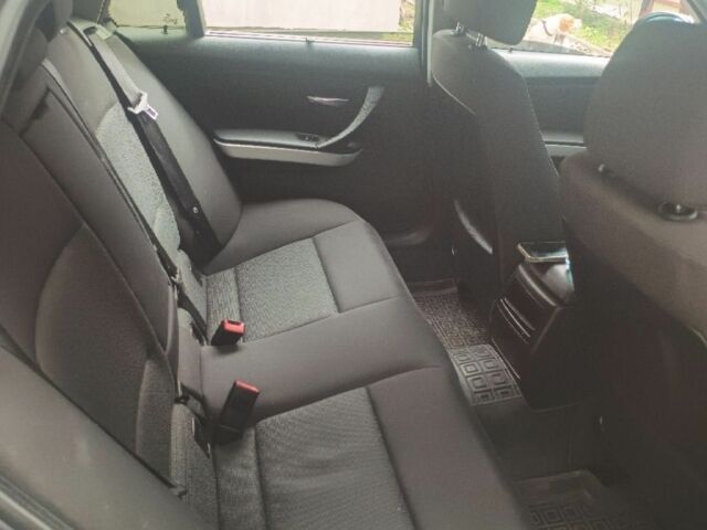 Серый БМВ 3 Серия, объемом двигателя 2 л и пробегом 268 тыс. км за 7900 $, фото 10 на Automoto.ua