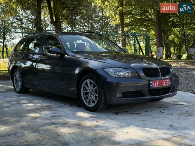 Серый БМВ 3 Серия, объемом двигателя 2 л и пробегом 201 тыс. км за 6300 $, фото 4 на Automoto.ua