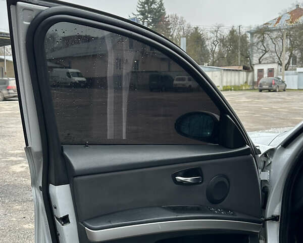 Сірий БМВ 3 Серія, об'ємом двигуна 2 л та пробігом 343 тис. км за 5199 $, фото 19 на Automoto.ua