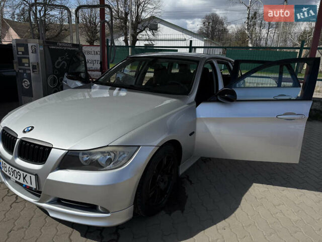 Серый БМВ 3 Серия, объемом двигателя 2 л и пробегом 303 тыс. км за 9300 $, фото 15 на Automoto.ua