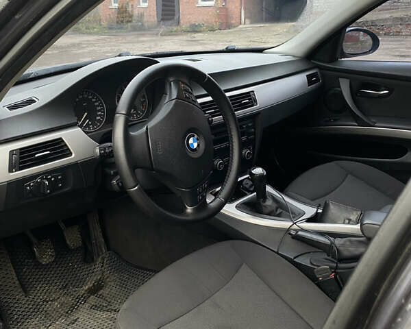 Сірий БМВ 3 Серія, об'ємом двигуна 2 л та пробігом 275 тис. км за 6200 $, фото 6 на Automoto.ua