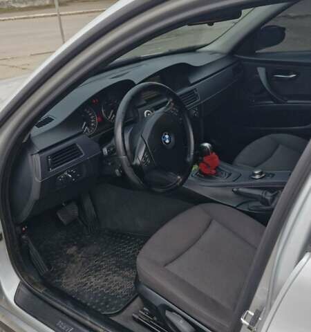 Сірий БМВ 3 Серія, об'ємом двигуна 2 л та пробігом 350 тис. км за 7700 $, фото 16 на Automoto.ua