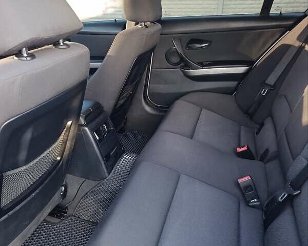 БМВ 3 Серия 2006 в Бучаче на Automoto.ua Серый БМВ 3 Серия, объемом двигателя 2 л и пробегом 341 тыс. км за 5999 $, фото 13 на Automoto.ua