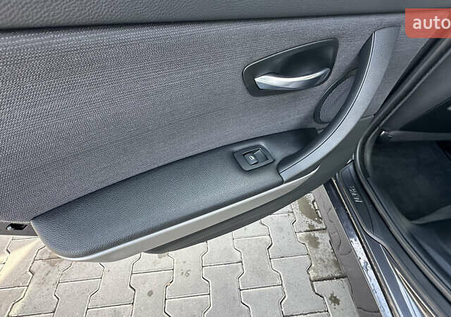 Сірий БМВ 3 Серія, об'ємом двигуна 2 л та пробігом 233 тис. км за 8500 $, фото 42 на Automoto.ua