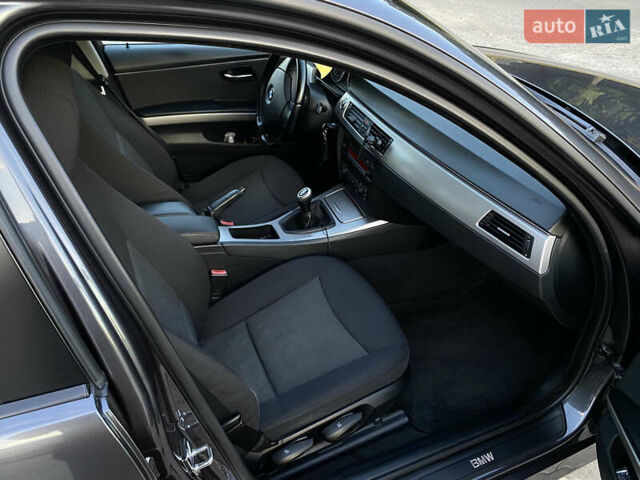 Серый БМВ 3 Серия, объемом двигателя 2 л и пробегом 326 тыс. км за 8999 $, фото 14 на Automoto.ua