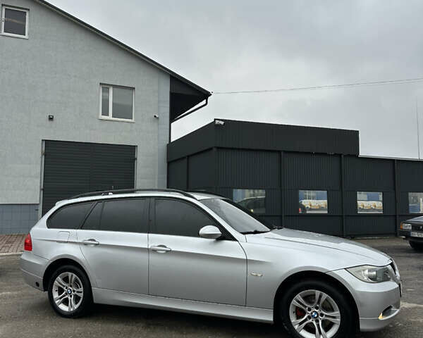 Сірий БМВ 3 Серія, об'ємом двигуна 2 л та пробігом 343 тис. км за 5199 $, фото 4 на Automoto.ua