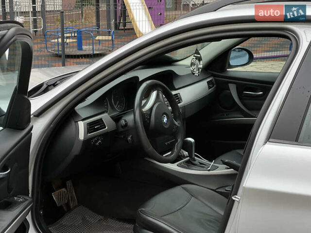 Сірий БМВ 3 Серія, об'ємом двигуна 2 л та пробігом 300 тис. км за 5800 $, фото 18 на Automoto.ua