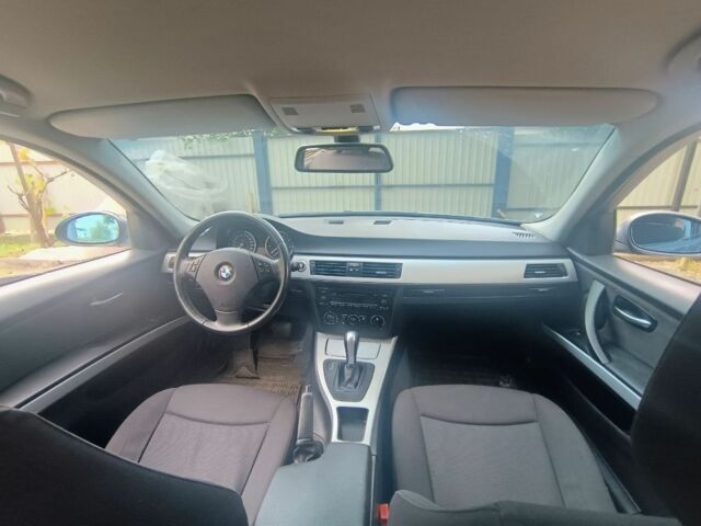 Серый БМВ 3 Серия, объемом двигателя 2 л и пробегом 268 тыс. км за 7900 $, фото 8 на Automoto.ua