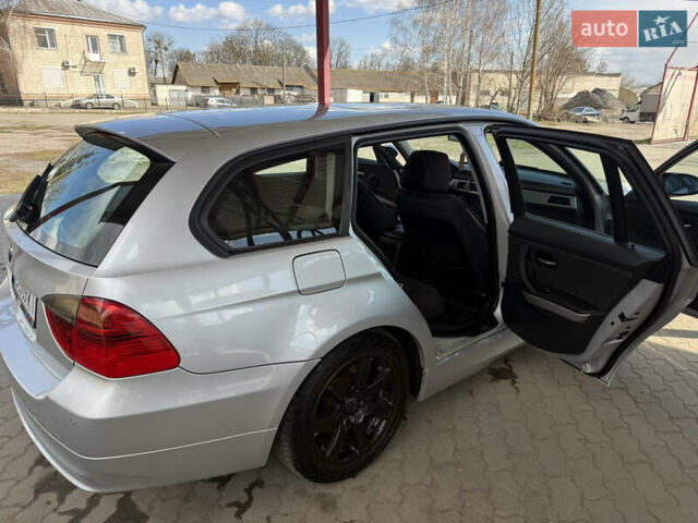 Серый БМВ 3 Серия, объемом двигателя 2 л и пробегом 303 тыс. км за 9300 $, фото 9 на Automoto.ua