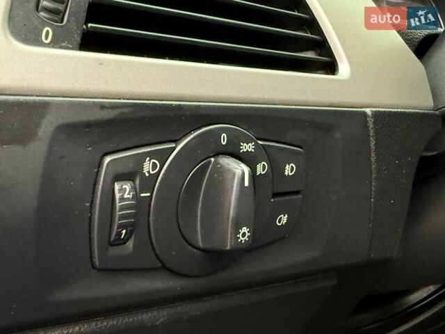 Сірий БМВ 3 Серія, об'ємом двигуна 2 л та пробігом 326 тис. км за 6990 $, фото 16 на Automoto.ua