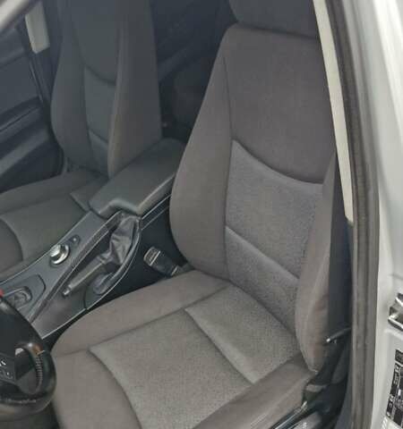 Сірий БМВ 3 Серія, об'ємом двигуна 2 л та пробігом 350 тис. км за 7700 $, фото 14 на Automoto.ua