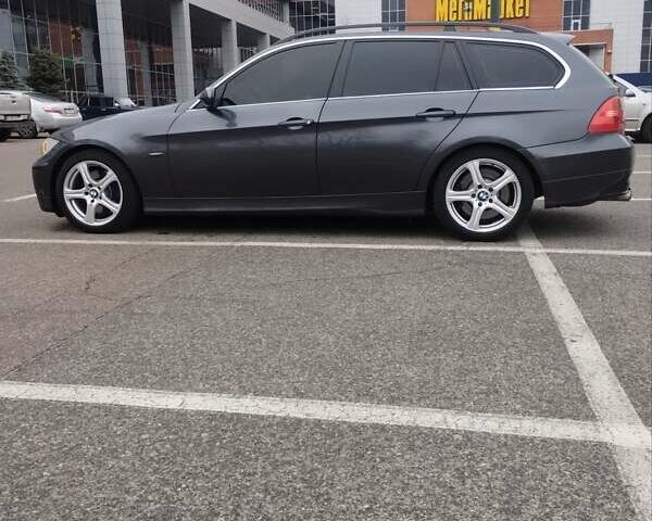 БМВ 3 Серия 2006 в Броварах на Automoto.ua Серый БМВ 3 Серия, объемом двигателя 3 л и пробегом 327 тыс. км за 8590 $, фото 15 на Automoto.ua