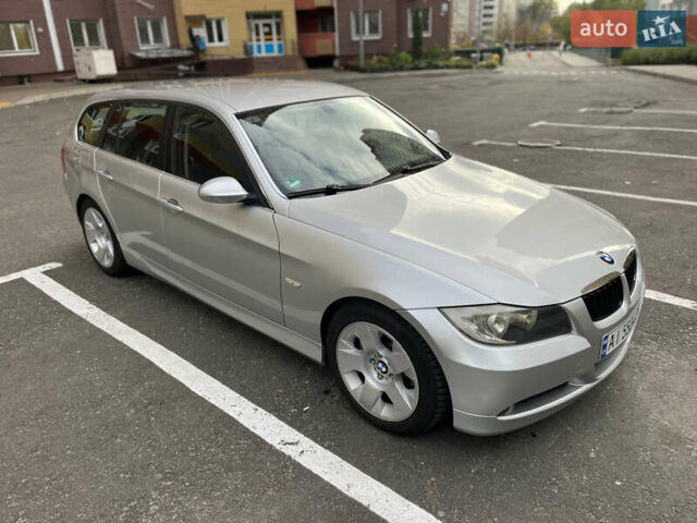 Сірий БМВ 3 Серія, об'ємом двигуна 2.99 л та пробігом 263 тис. км за 11000 $, фото 1 на Automoto.ua