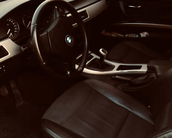 Сірий БМВ 3 Серія, об'ємом двигуна 2 л та пробігом 400 тис. км за 6500 $, фото 9 на Automoto.ua
