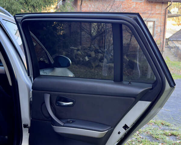 Серый БМВ 3 Серия, объемом двигателя 2 л и пробегом 343 тыс. км за 6350 $, фото 14 на Automoto.ua