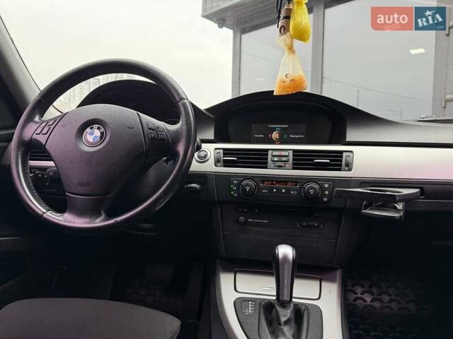 Сірий БМВ 3 Серія, об'ємом двигуна 2 л та пробігом 326 тис. км за 6990 $, фото 13 на Automoto.ua