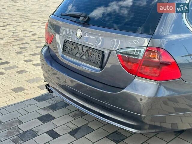 Сірий БМВ 3 Серія, об'ємом двигуна 3 л та пробігом 242 тис. км за 9400 $, фото 21 на Automoto.ua