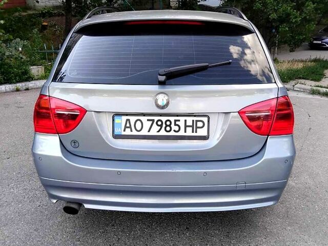 Серый БМВ 3 Серия, объемом двигателя 2 л и пробегом 0 тыс. км за 6500 $, фото 4 на Automoto.ua