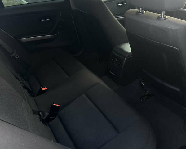 Серый БМВ 3 Серия, объемом двигателя 2 л и пробегом 290 тыс. км за 7350 $, фото 9 на Automoto.ua