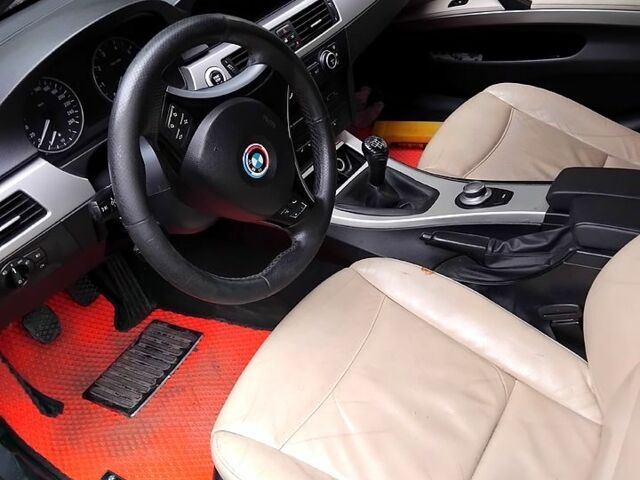 Сірий БМВ 3 Серія, об'ємом двигуна 2 л та пробігом 310 тис. км за 5000 $, фото 5 на Automoto.ua