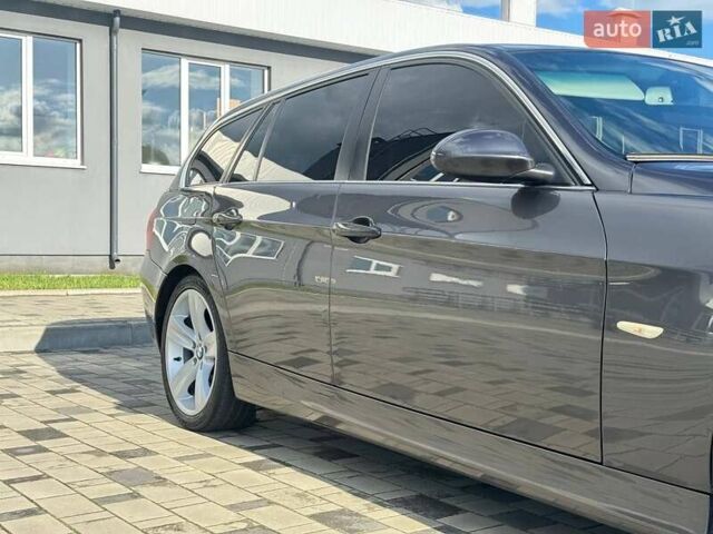 Сірий БМВ 3 Серія, об'ємом двигуна 3 л та пробігом 242 тис. км за 9400 $, фото 23 на Automoto.ua