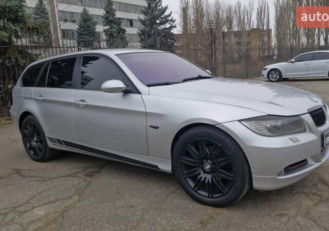 Сірий БМВ 3 Серія, об'ємом двигуна 2 л та пробігом 350 тис. км за 7700 $, фото 6 на Automoto.ua