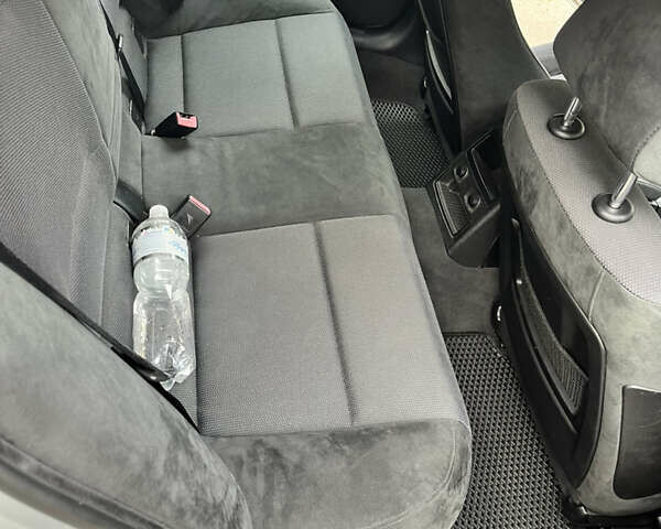 Сірий БМВ 3 Серія, об'ємом двигуна 2.99 л та пробігом 263 тис. км за 11000 $, фото 26 на Automoto.ua