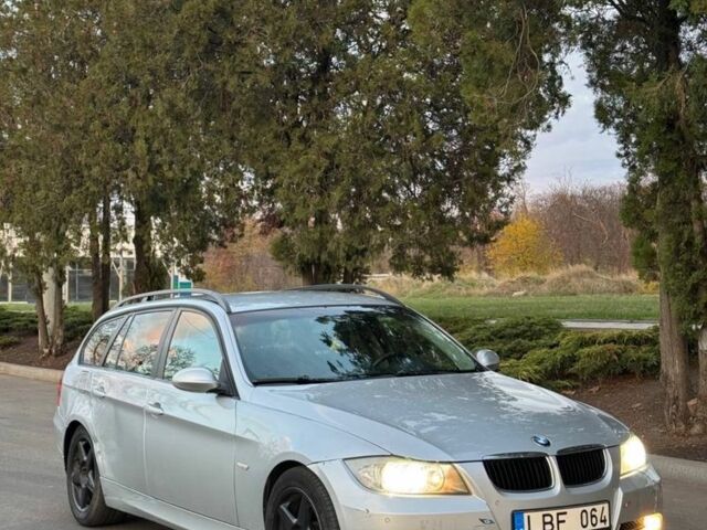 Серый БМВ 3 Серия, объемом двигателя 2 л и пробегом 350 тыс. км за 3370 $, фото 1 на Automoto.ua