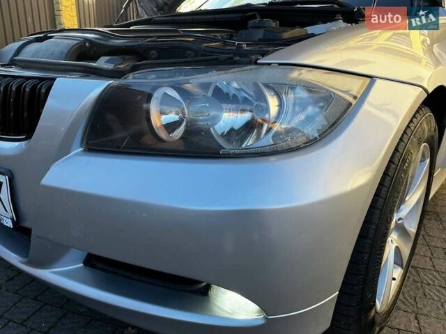 Серый БМВ 3 Серия, объемом двигателя 2 л и пробегом 415 тыс. км за 7200 $, фото 16 на Automoto.ua