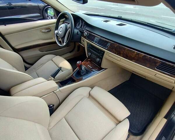 БМВ 3 Серия 2006 в Броварах на Automoto.ua Серый БМВ 3 Серия, объемом двигателя 3 л и пробегом 327 тыс. км за 8590 $, фото 8 на Automoto.ua